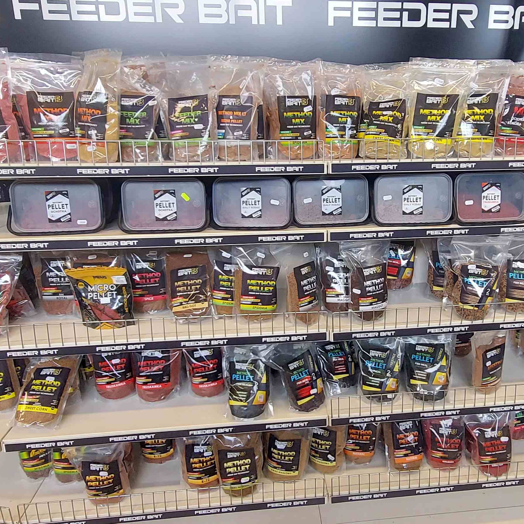 Read more about the article Everything You Need to Know About Boilies, Pellets, and Groundbait for Successful Fishing